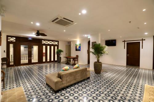 One-Bedroom Apartment - Non-Smoking image 10