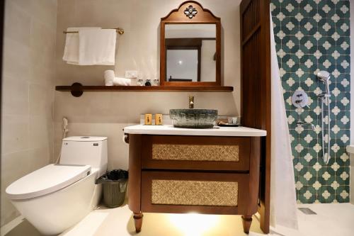 Two-Bedroom Apartment with Terrace image 2