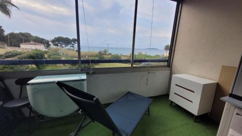 Studio avec terrasse-loggia Vue mer Studio avec terrasse-loggia Vue mer