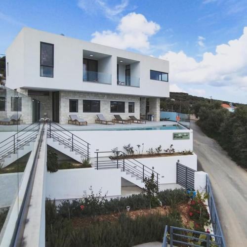 Exterior view, Cream Cozy Getaway - 3 Pearls Pool Retreat in Voukolies