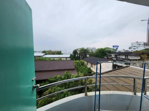 Arom Dee Apartment Khon Kaen in Nong Phai