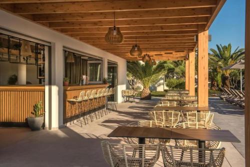 Restaurant, Malena Hotel & Suites - Adults Only by Omilos Hotels in Gazi