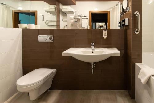 Best Western Vilnius - main image