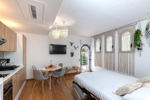 Appartement Jardin La Bohémienne du Mandara Beach , Juan-les-Pins, Cote d Azur, Modane