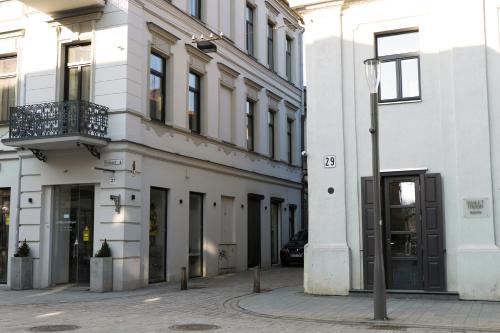 Kaunas Old Town Apartment - image 2