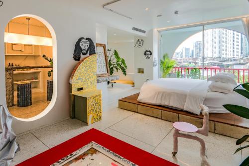 room detail thumbnail 0