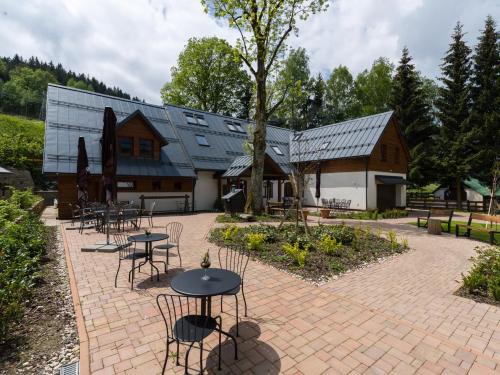 外部景觀, Penzion Apidae in 德斯特尼奧歷基克賀拉赫