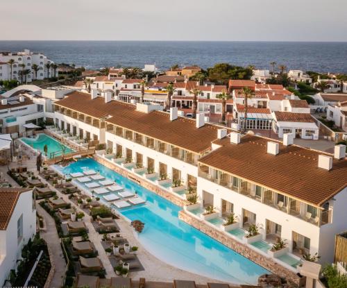 Exterior view of Lago Resort Menorca - Suites del Lago Adults Only