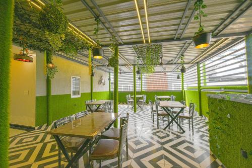 ห้องอาหาร, FabHotel Relax Inn Palace in ภูปัตวลา