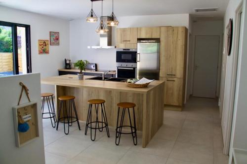 keuken, Villa Luberon 3ch piscine jardin parking in Saignon