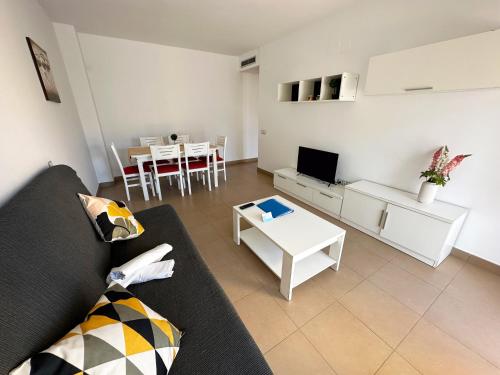 2 bedrooms, 4 beds