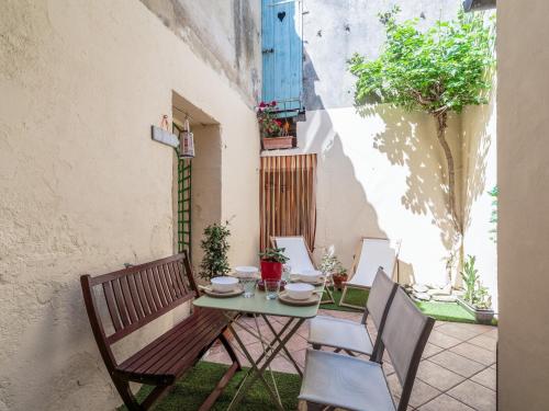 Two-Bedroom Apartment with Terrace room in Le Cordouan au centre ville