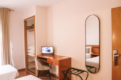 Vitoria Hotel - image 7