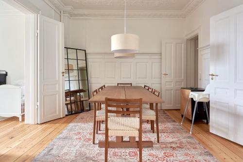 2BR Loft - Modern & Central, Копенгаген (фото 2)