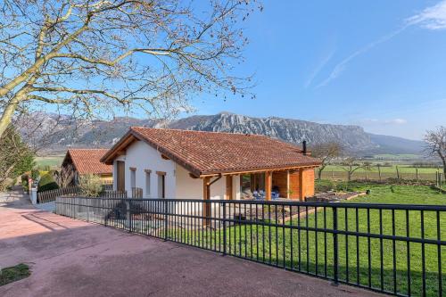 VT Refugio de Paz en la Naturaleza casa Espaciosa para Familias y Grupos gîte à louer Gordoa