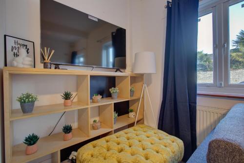 Hot Tub Stay Near Windsor & Legoland Sleeps 14, Windsor (zdjęcie 8)