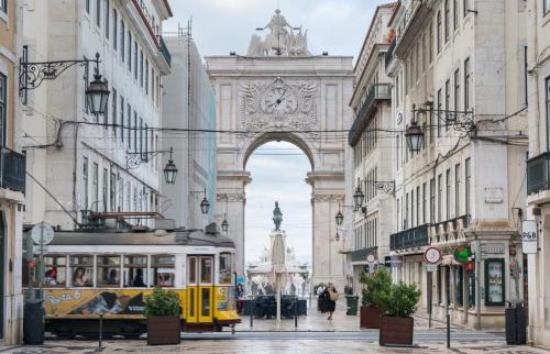 Comfortable Suite in a Shared Apartment in the Center of Lisbon, Lisbon