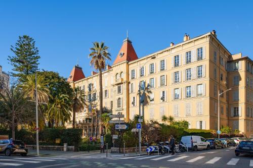 Nice Renting - VICTOR - Historic Palace Luxury 3 Bedrooms - image 5