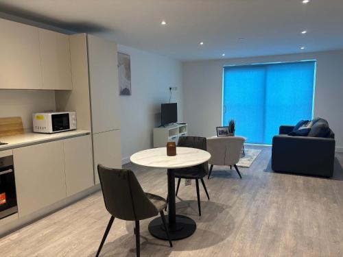 Stylish 1-Bedroom Apartment Sleeps 3 in central Birmingham, Birmingham (fotografie 9)
