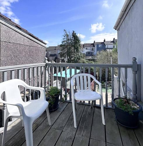Chic Charming Classic 3bed W Ensuite - Pontypridd in Pontypridd