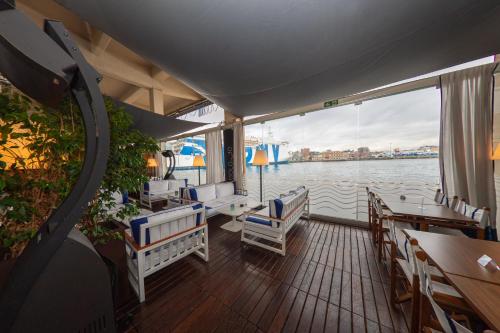 Restaurant, Smart Hotel Napoli in Molo Beverello