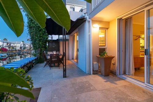 Barefoot Bliss At The Knysna Quays in สปาร์บอช