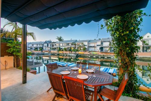 Barefoot Bliss At The Knysna Quays in สปาร์บอช