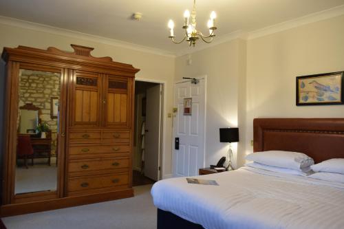 Noel Arms - A Bespoke Hotel - main image