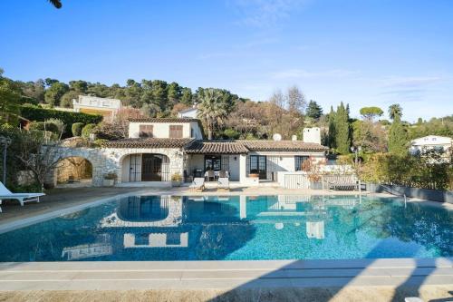 Villa St Paul La Piscine - Location, gîte - La Colle-sur-Loup