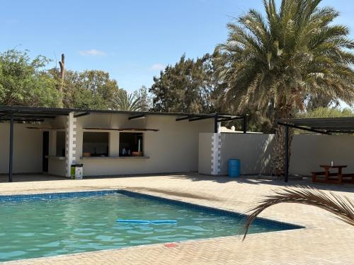 Плувен басейн, Goanikontes-Oasis in Goanikontes