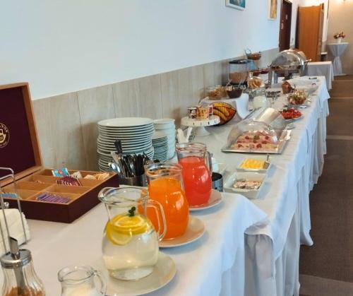 Hotel Limba CTT - image 10