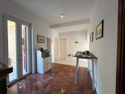 Flo Guest House 3
