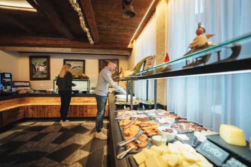 Alpen Resort Hotel - image 7
