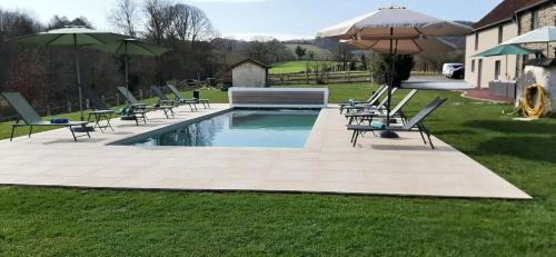 Gîte de luxe avec piscine privée 14 pers Clécy gîte à louer Le Bô