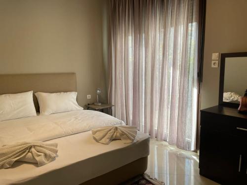 Aretousa - Center Luxury Suites 3, Néa Péramos (foto 10)