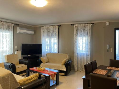 Aretousa - Center Luxury Suites 3, Néa Péramos (foto 2)