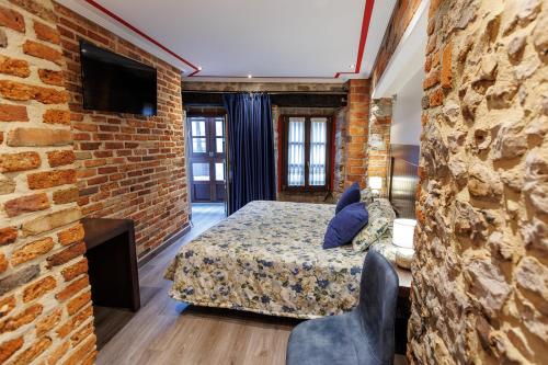 Hotel Puerto Rico – Llanes, FL