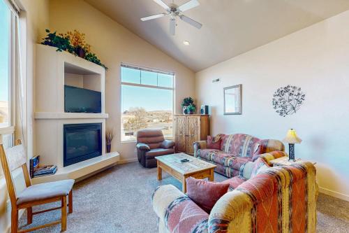 Rim Village O4