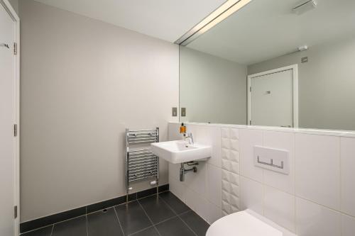 Destiny Scotland -The Malt House Apartments - image 12