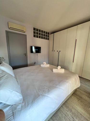 House Lancetti with terrace, Milano
