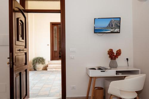 Cala di Ponente - image 8