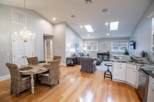 The Newport Lofts - 359 Thames Street in Newport, USA
