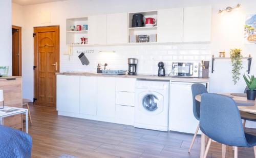Apartment image 10