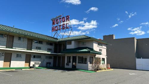 Winslow Motel - image 10