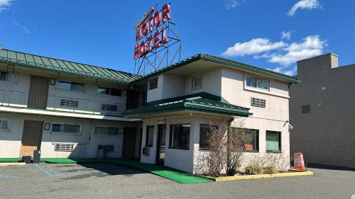 Winslow Motel - image 7