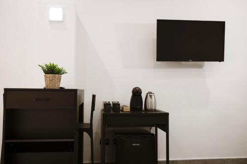 Studio 116, HOST APARTMENTS - Tap to explore photos
