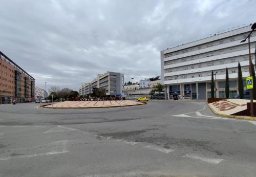 セビリア Mini Estudio LOVELY SEVILLA con bano compartido ホテル レストラン