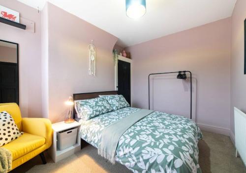 Best Work Stays 4 Bedroom Washer FreeParking in Edge Hill