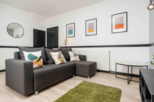 10min Walk To Stadium Sofabed Wm & Dishwasher, Liverpool (photo 6)