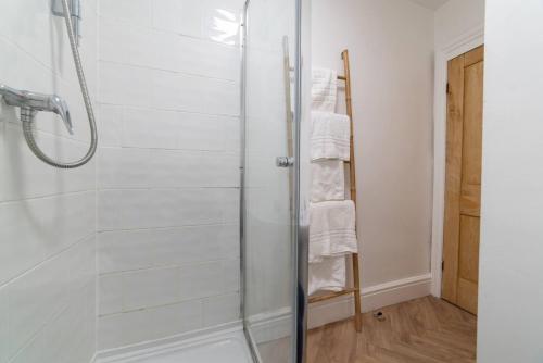 Family Stay By Sefton Park & Lark Lane Parking, Liverpool (zdjęcie 7)
